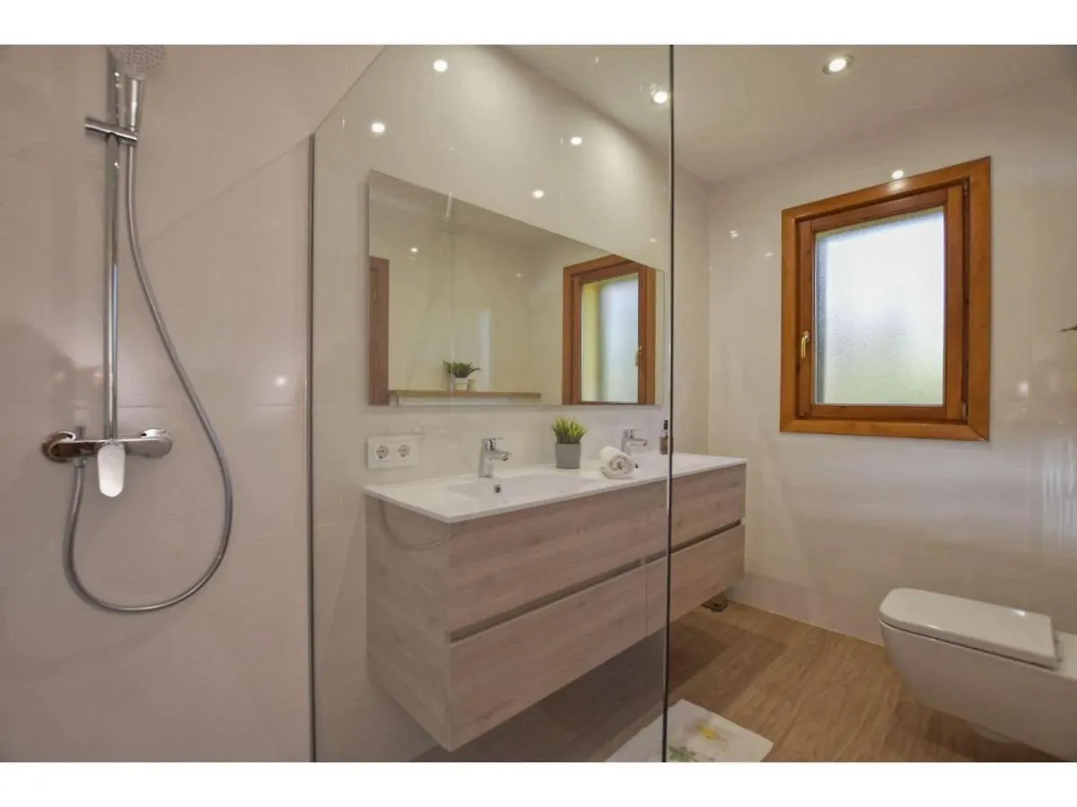 Holiday home Belvilla By Oyo Correfoc Crestatx Spain
